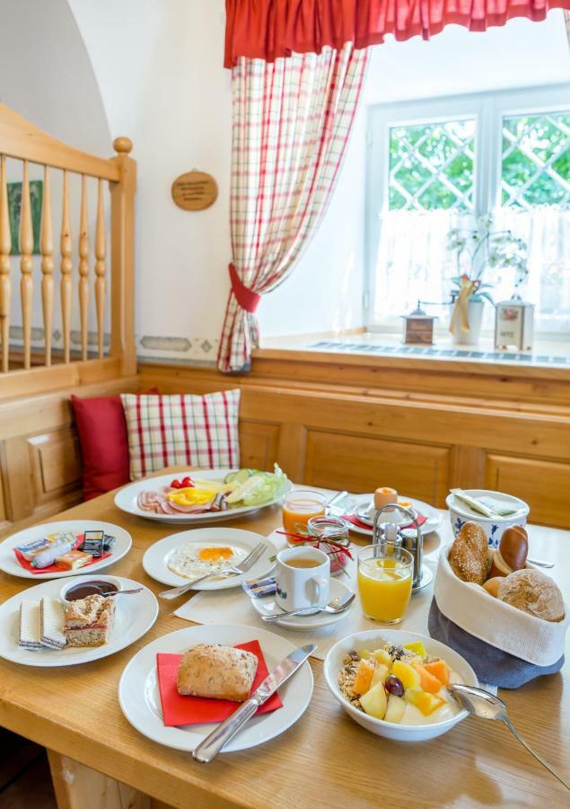 Hotel Garni Noeserlgut لينتز المظهر الخارجي الصورة