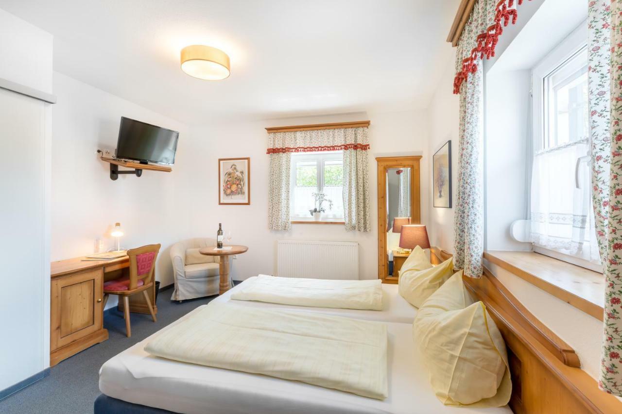 Hotel Garni Noeserlgut لينتز المظهر الخارجي الصورة