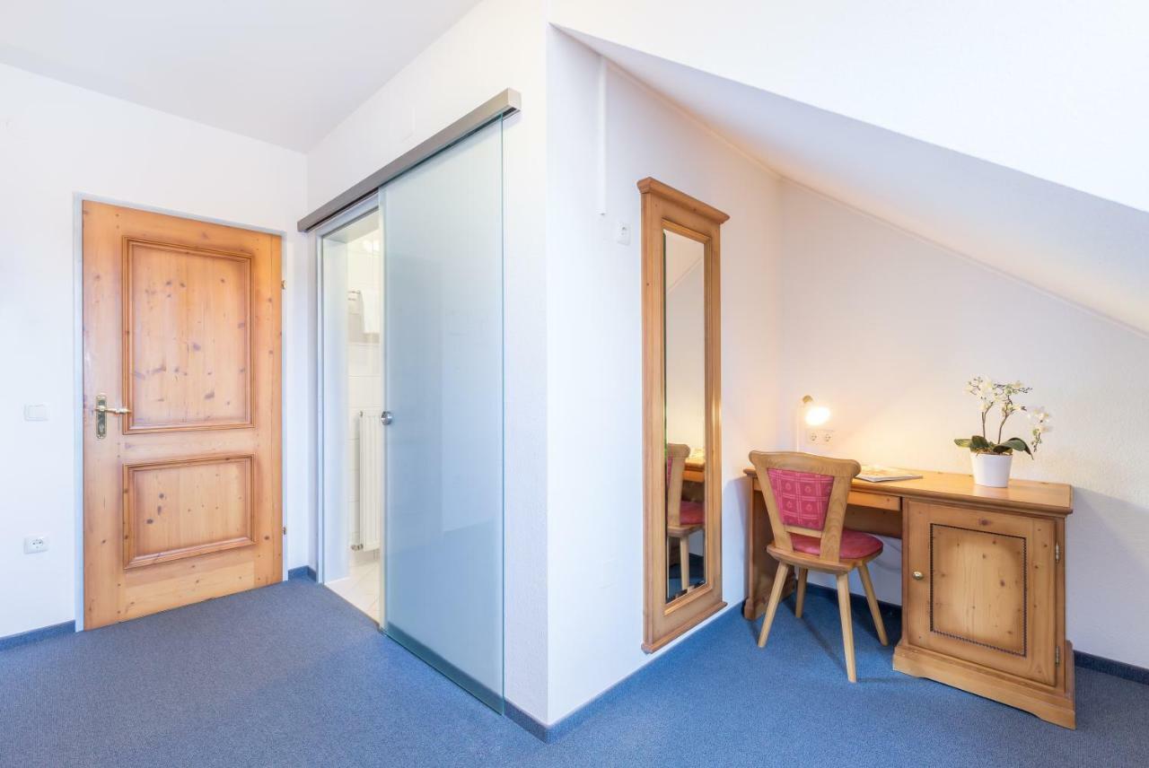 Hotel Garni Noeserlgut لينتز المظهر الخارجي الصورة
